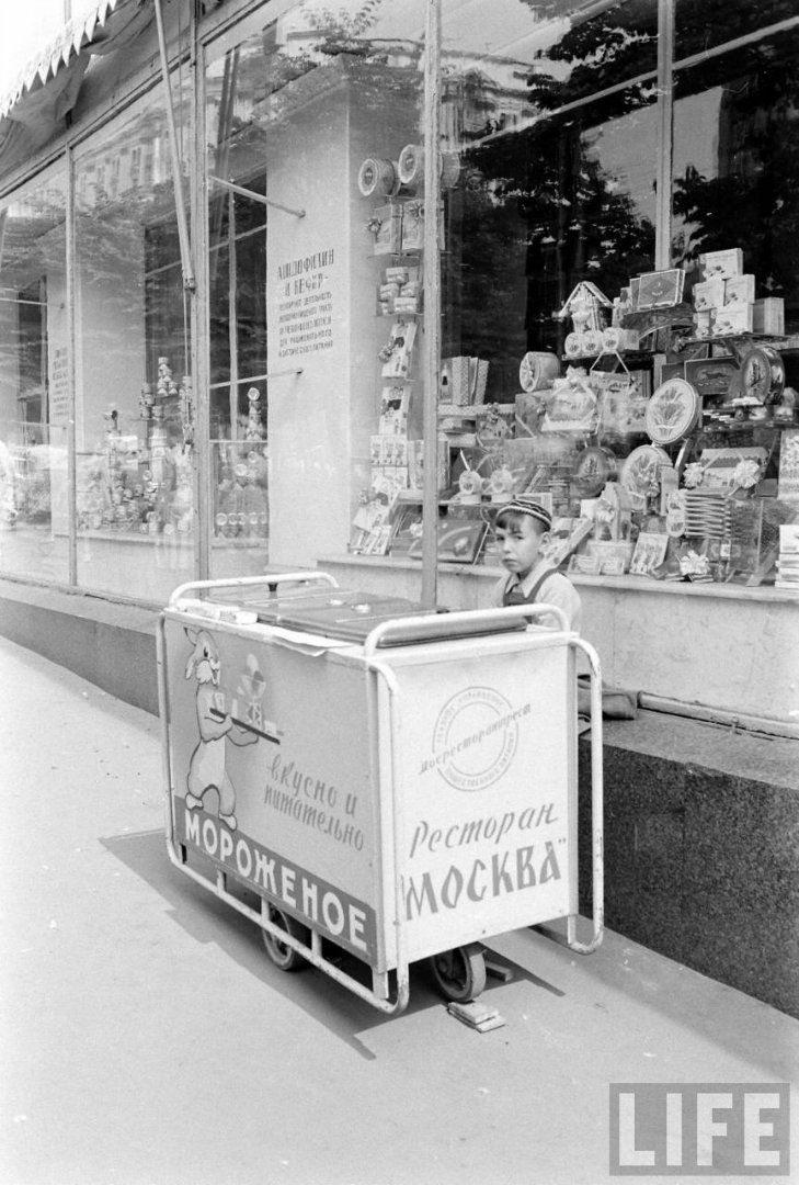 Московская жизнь 1960 года в ларьках и витринах, jurashz.livejournal.com 